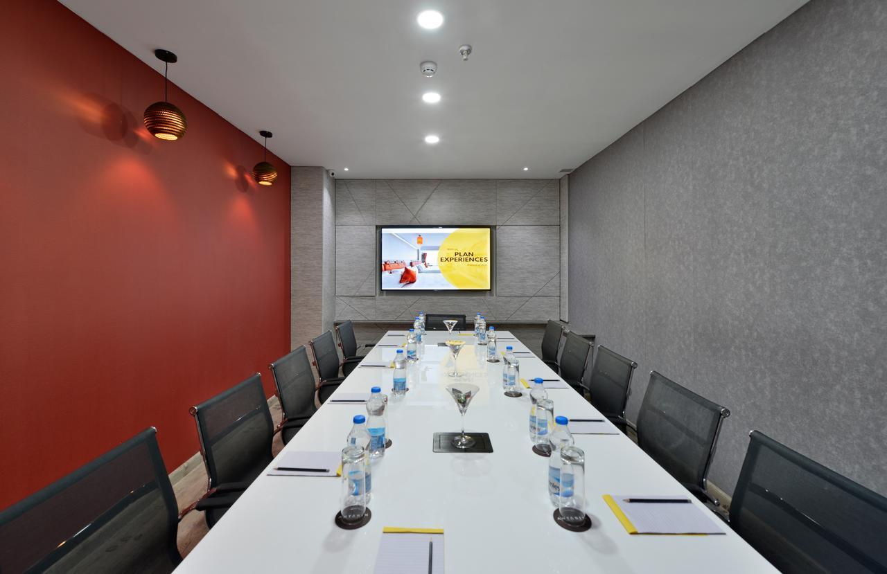 Regenta Central Antarim Ahmedabad Buitenkant foto